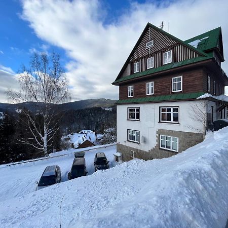 Astoria Inn Spindleruv Mlyn Bagian luar foto
