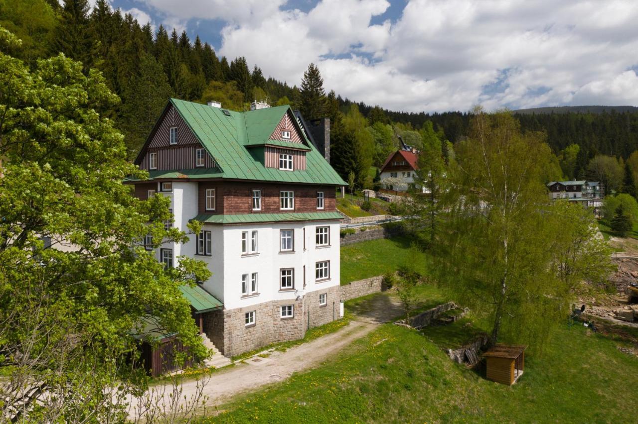 Astoria Inn Spindleruv Mlyn Bagian luar foto